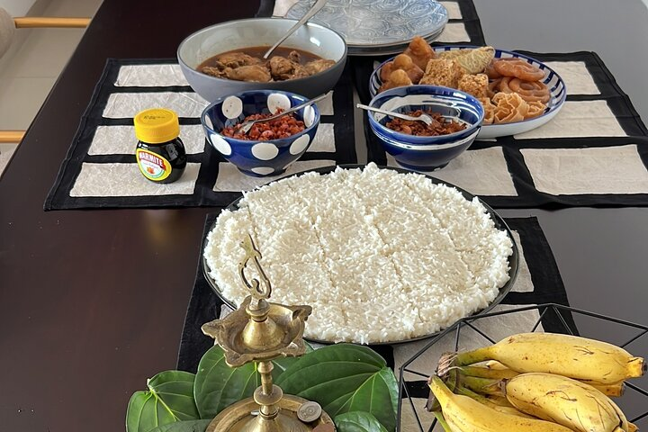 Half-Day Sri Lankan Breakfast Crawl with Local Guide in Colombo - Photo 1 of 2